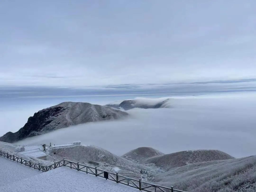 江西武功山雪景图片图片