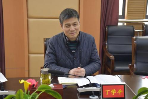 博望区委常委区纪委书记丁学平到区法院调研