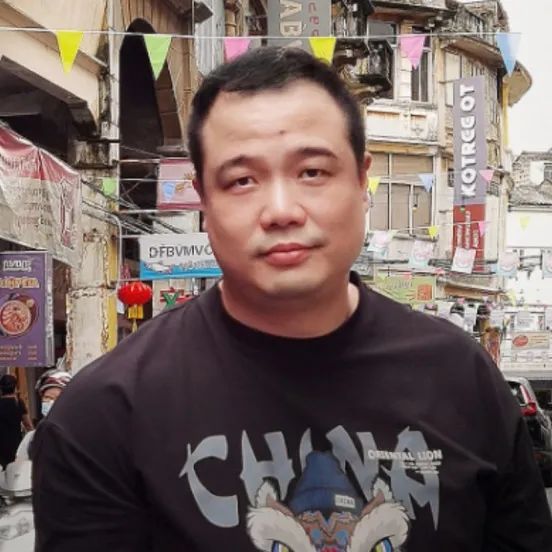 协会副主席。陈小勇，广东省音乐家协会会员、江门市流行音乐协会主席。陈杰榕，江门市流行音乐协会副会长、