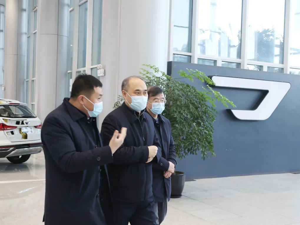 杜海波深入一汽大众成都分公司调研并督导疫情防控工作希望深化合作
