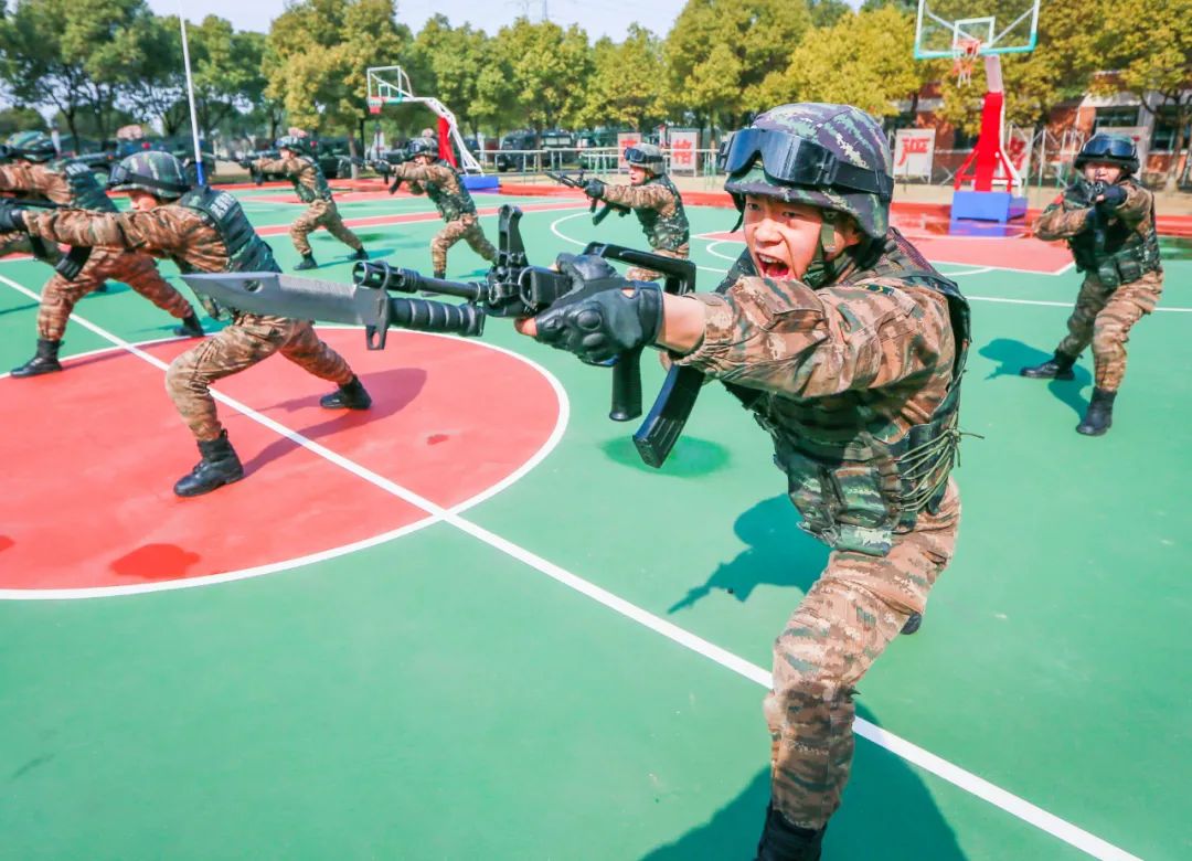 喀什武警四支队二大队图片