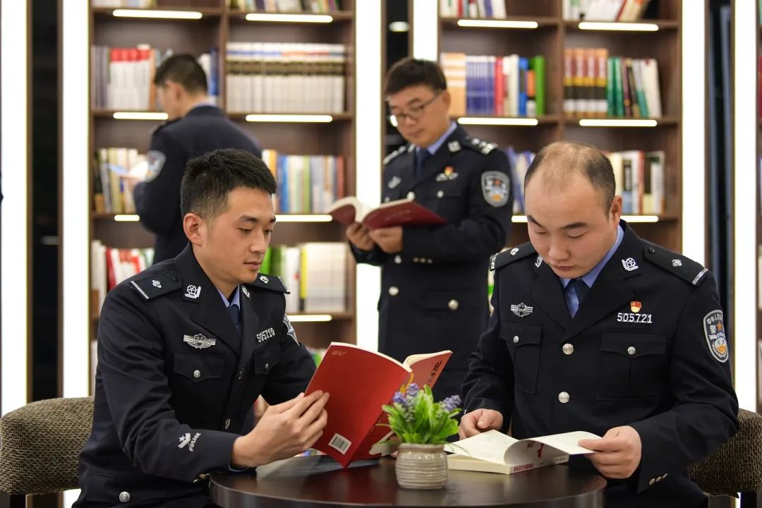 江津法院職工書屋上榜全國示範點名錄