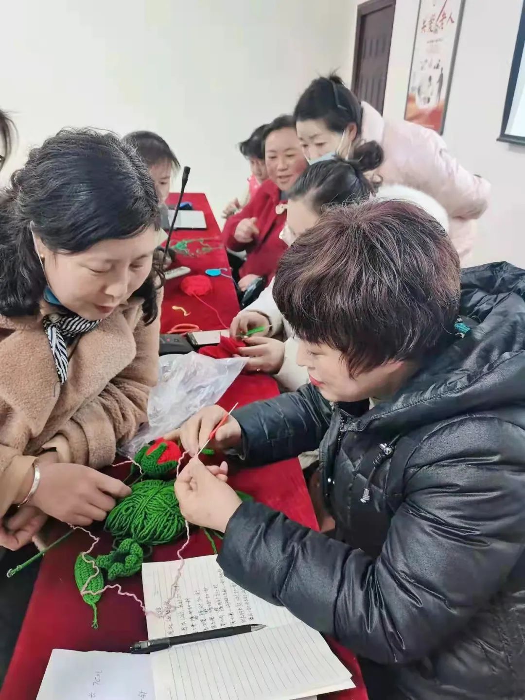 秦安县妇联举办强国复兴有我助力乡村振兴妇女手工艺培训