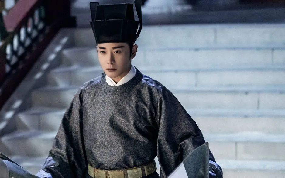 鹤唳华亭陆英当的御史中丞是个什么官