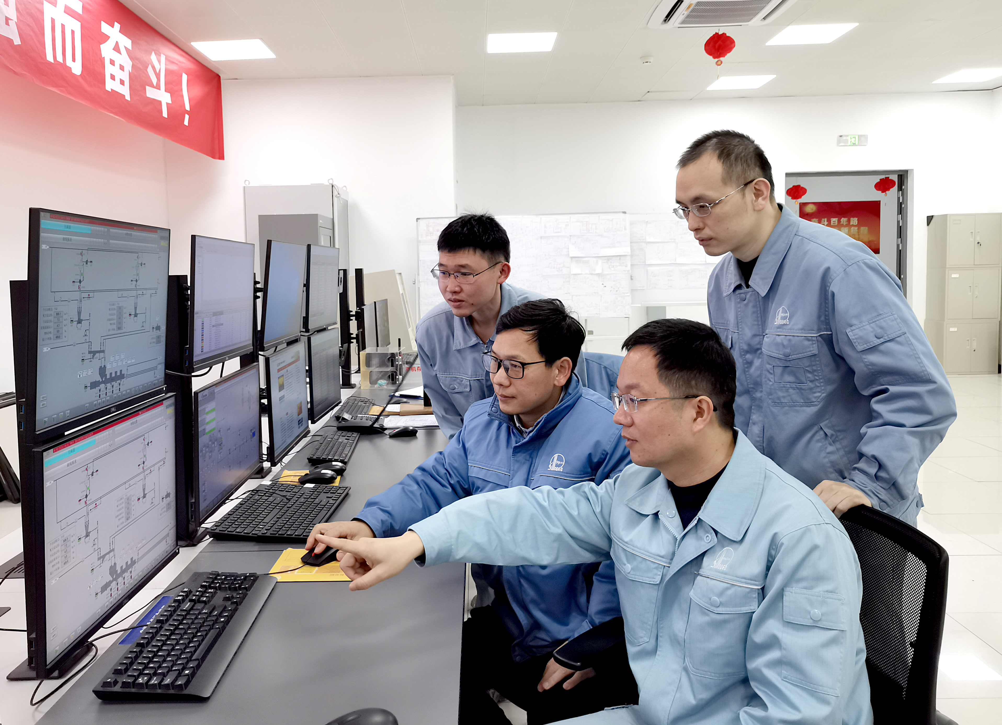 中国石化原创技术突破:"塑料黄金"成功生产