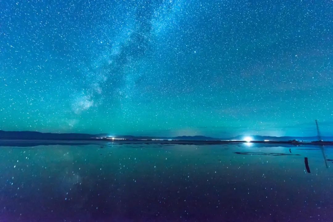 中国最美星空目的地茶卡盐湖