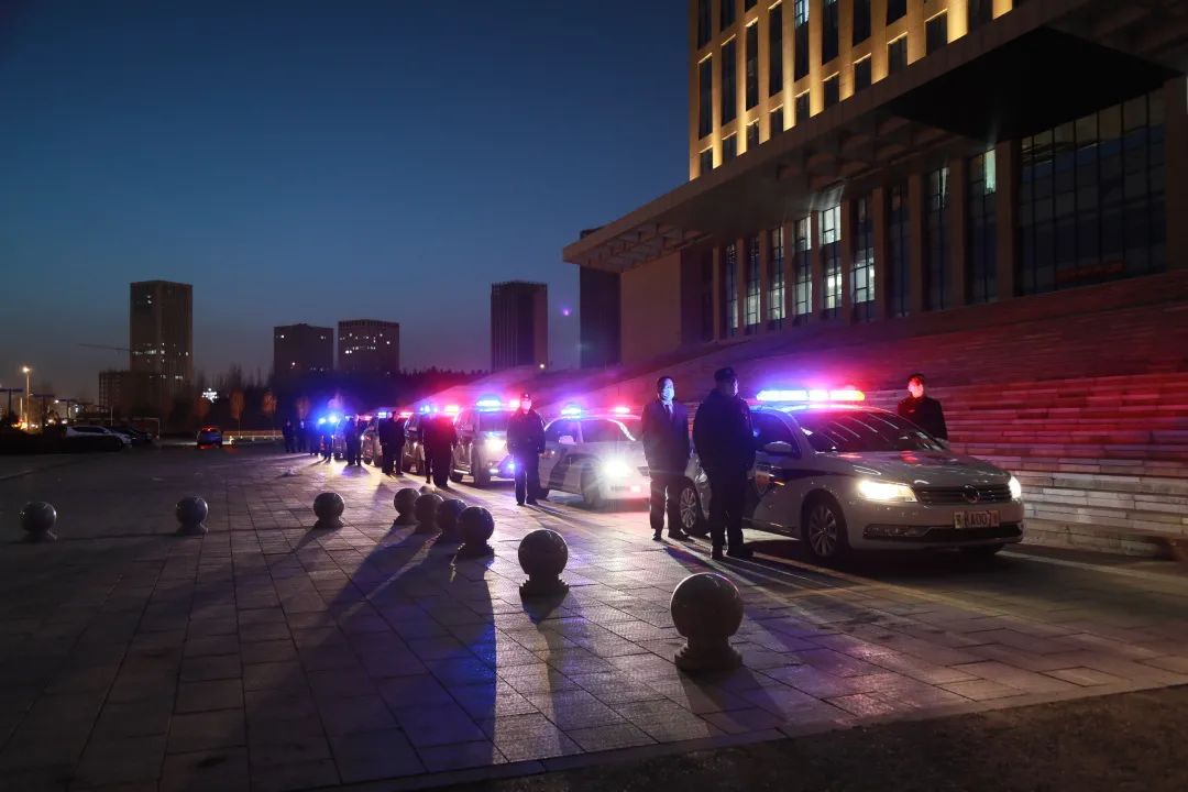 吹响执行冲锋号鄂尔多斯市法院雄鹰寅春涉金融案件集中