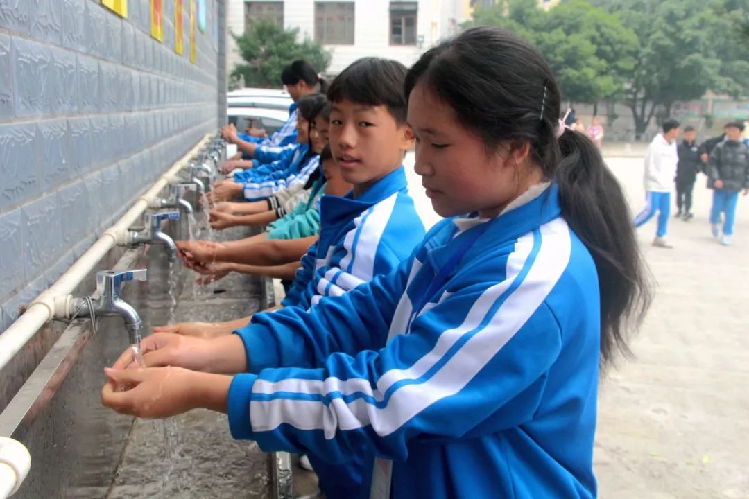 新春走基层何为十线何为食育融水丹江中学做实德育有几手