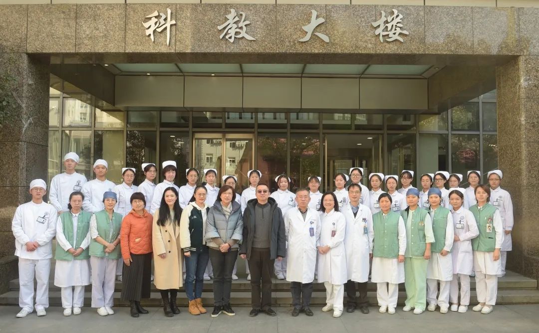 关于上海交通大学医学院附属新华医院医院代诊预约挂号，随诊顾问帮您解忧的信息