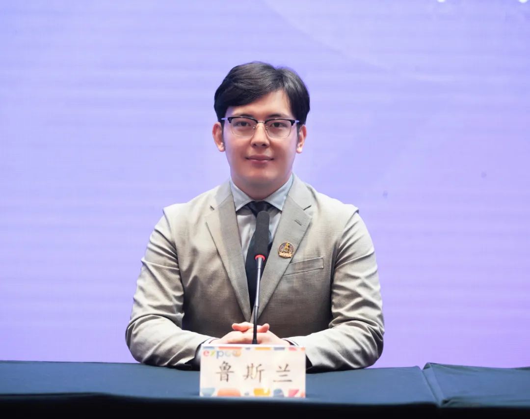 这个问题请鲁斯兰先生回答.