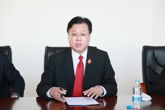 区委常委政法委书记张学清副书记李芳一行莅临龙凤区法院调研指导