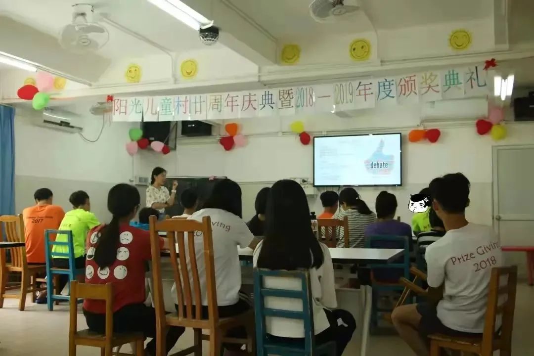 歌词天也是爱地也是爱_谷爱凌为何加入中国_谷爱凌大一课程全a