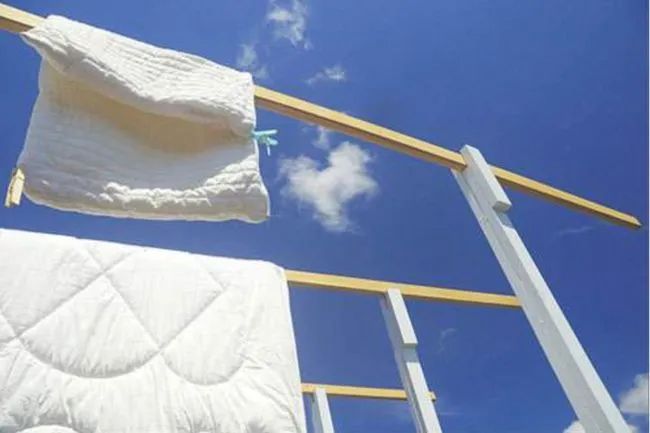 晒被子也是技术活!晒错了不仅白晒,还可能会毁被子!_澎湃号·媒体_澎