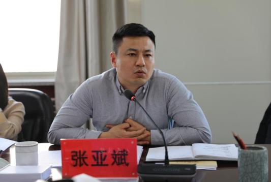 3月3日,由自治区党委政法委政策研究处处长张亚斌,法治建设处处长刘佳