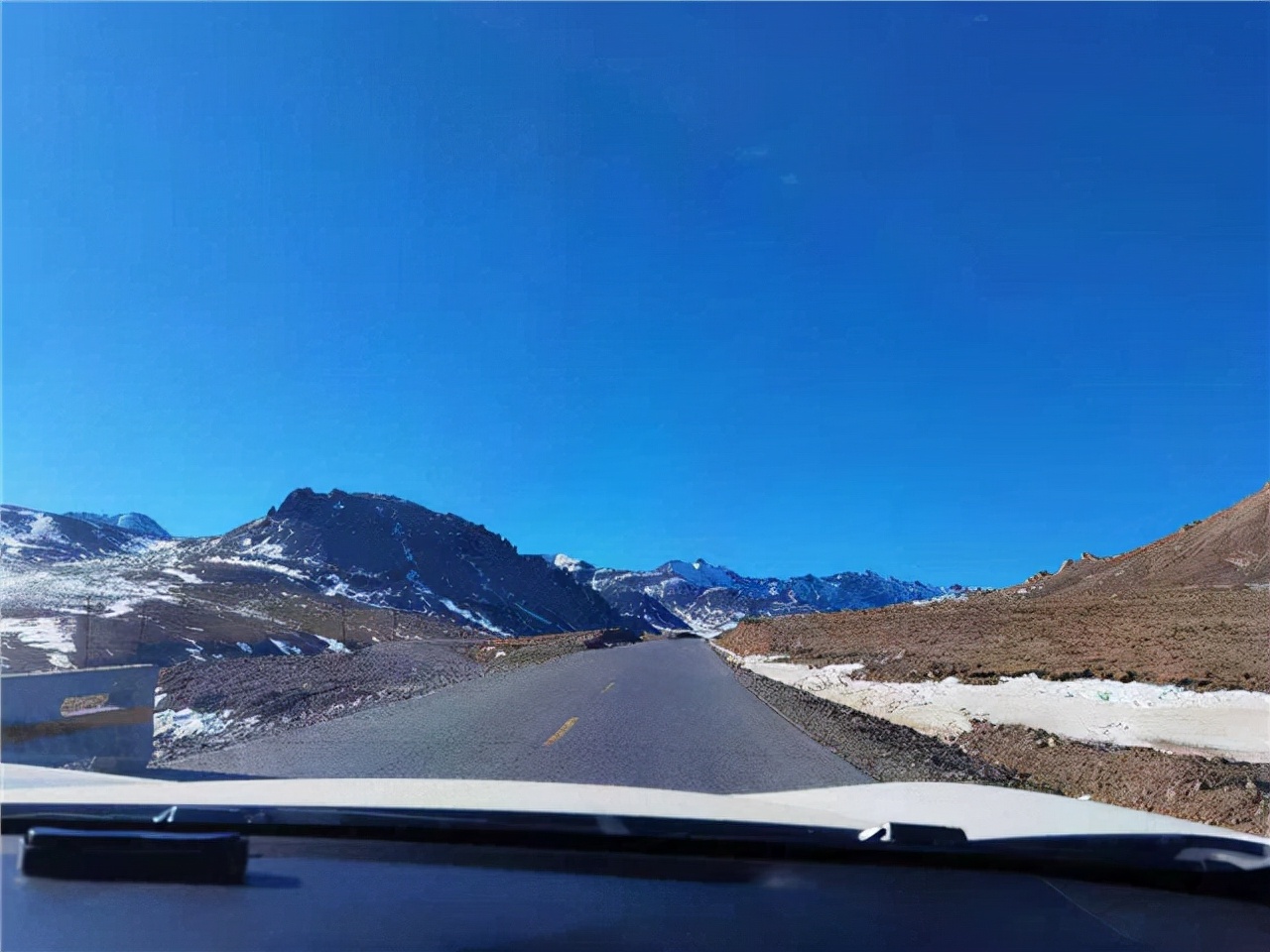 在祁连最远的乡镇我见证了维护人员对数字天路的守护