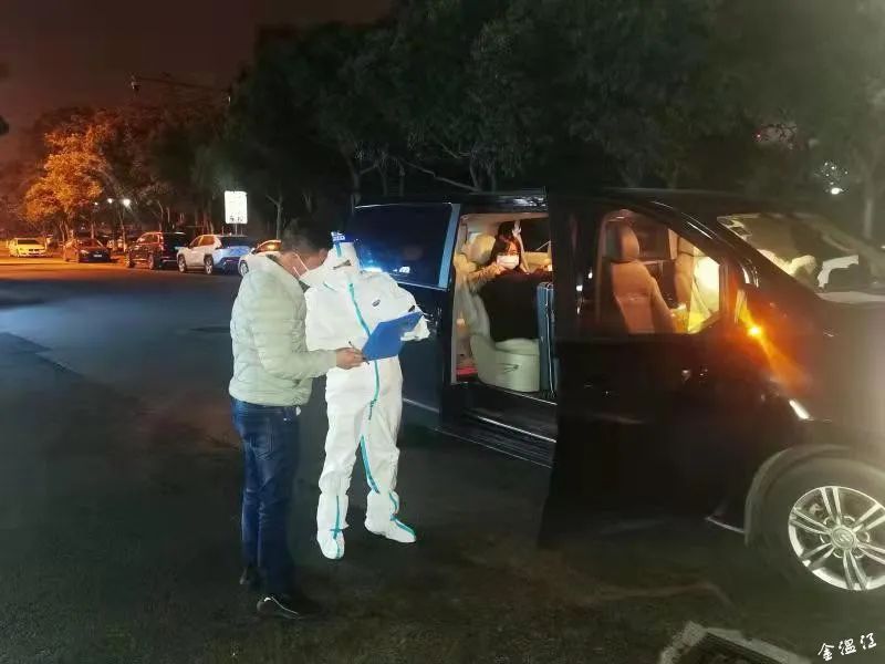 温江柳城街道创新兵团作战法织牢疫情防控网