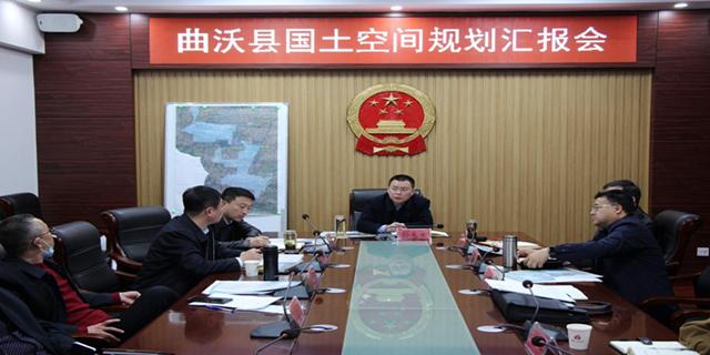 县长孙惠生,县委常委,宣传部部长秦康杰,副县长樊奇选,曲沃经济技术