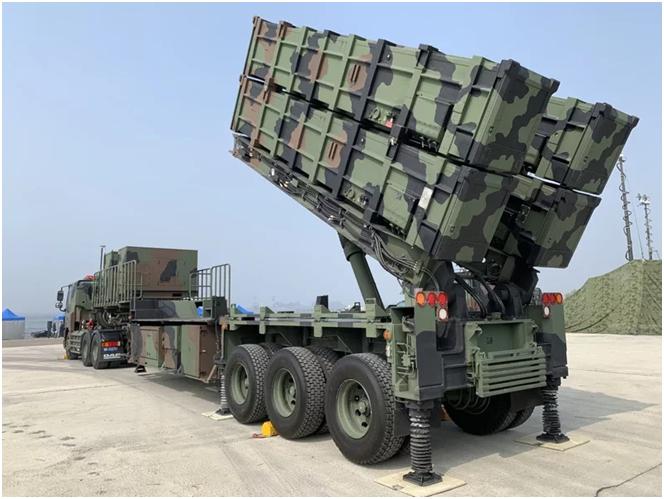 所谓"雄升"导弹就是外界一直猜测的"雄风2e"巡航导弹,不过是增程型