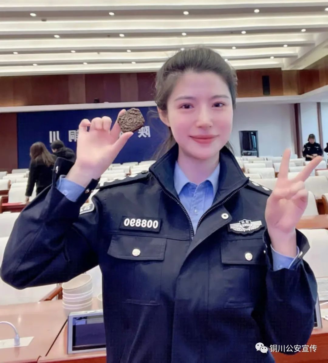 铜川公安女神节特辑与你相遇春风十里市公安局组织女警开展古法香佩