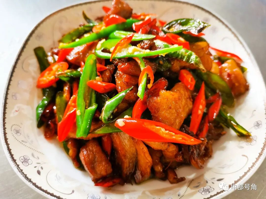 军营的味道90开饭啦农家小炒肉