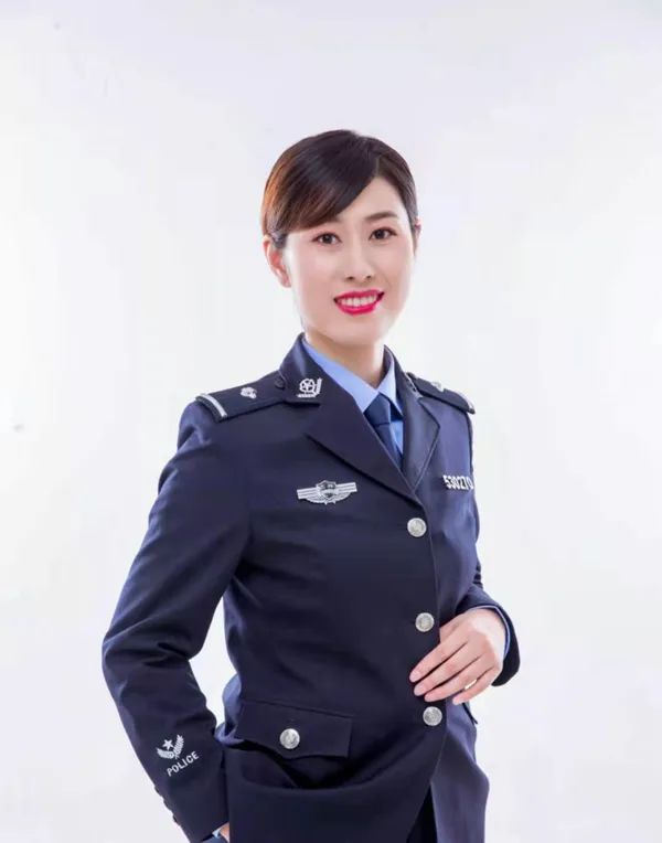 三八妇女节阳春三月好警色春风十里女巾帼