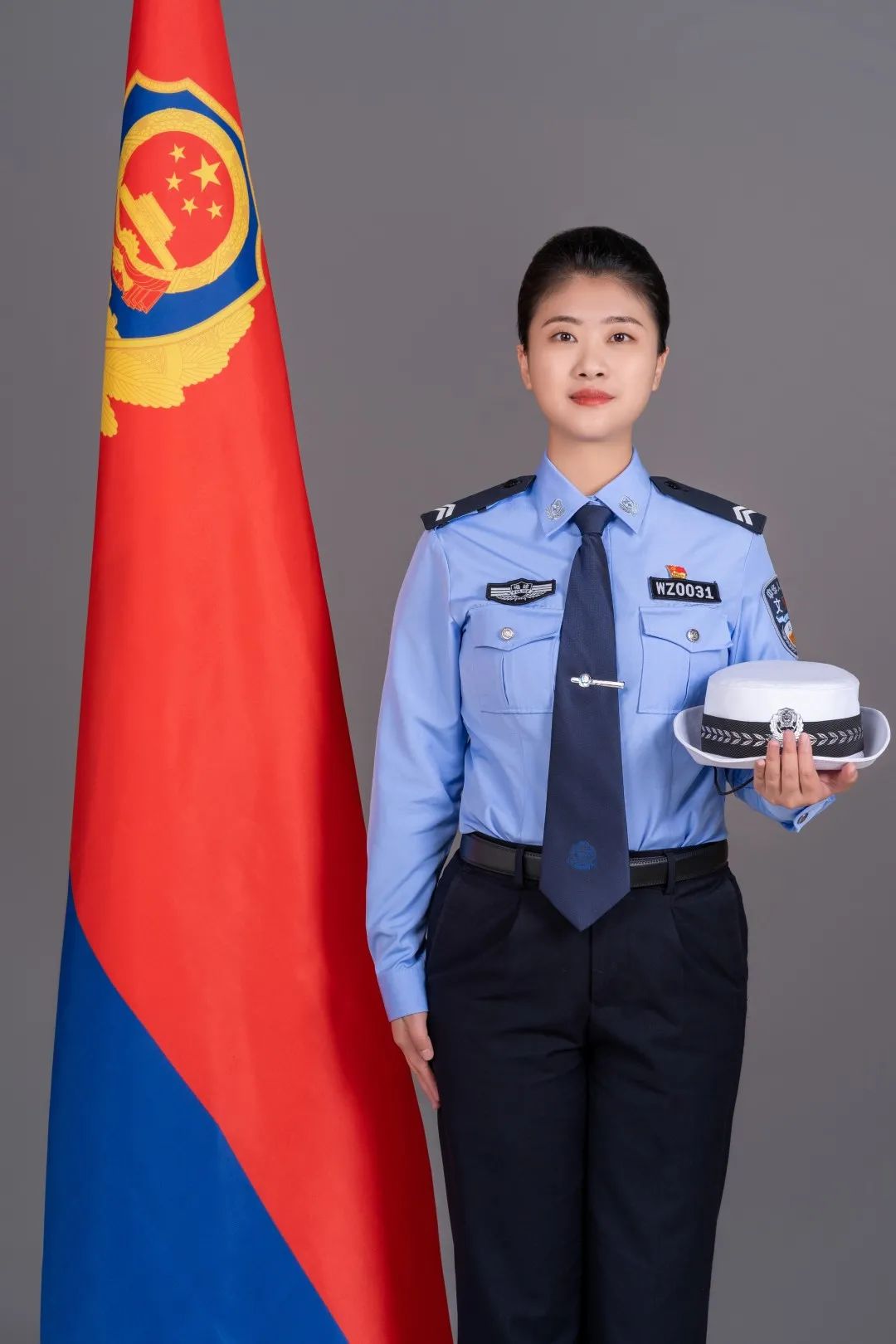 知足且上进温暖且坚定最美的照片感受警花们的魅力