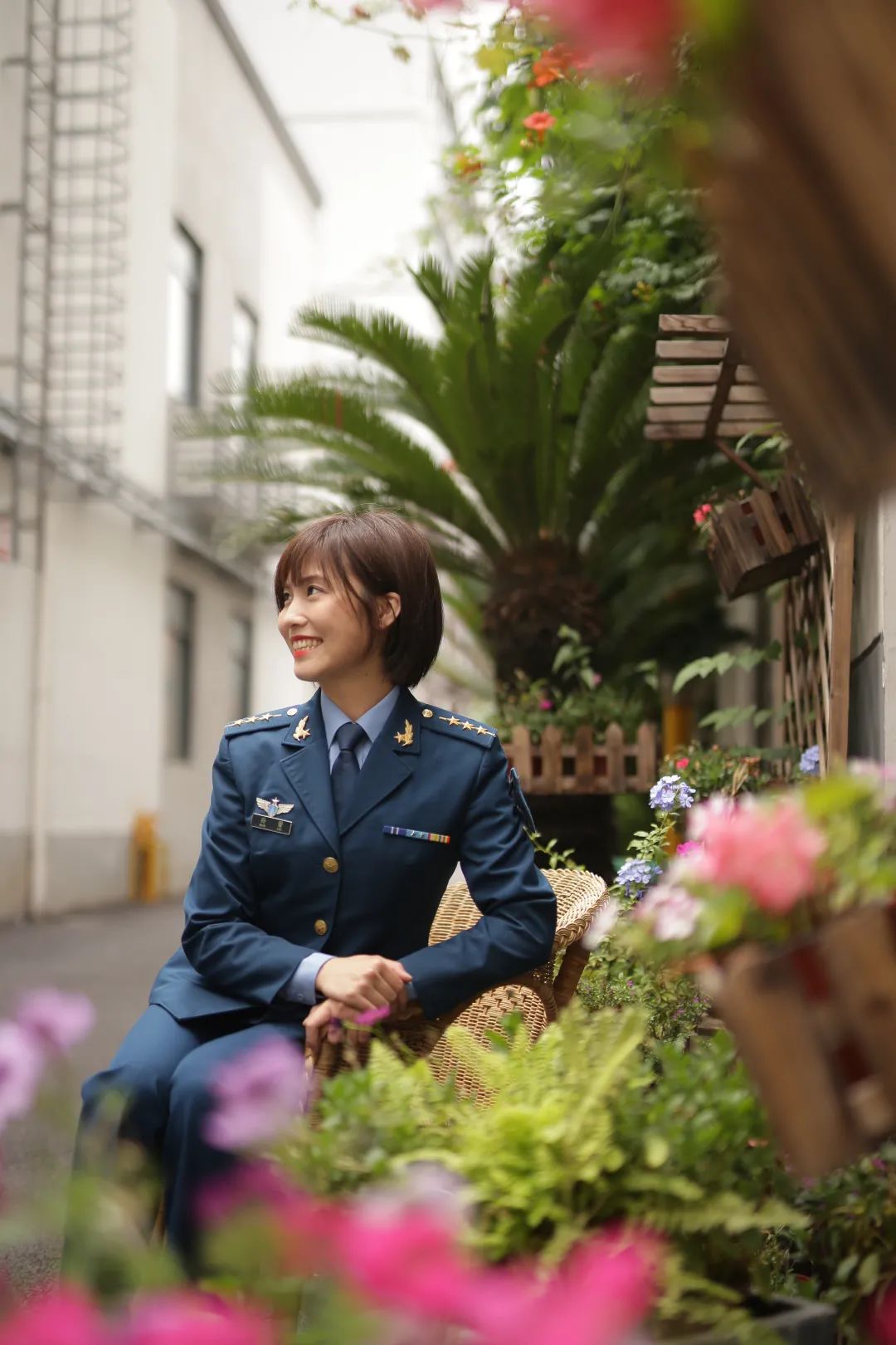 圈粉杨浦这群反诈女警花花样守护市民钱袋子