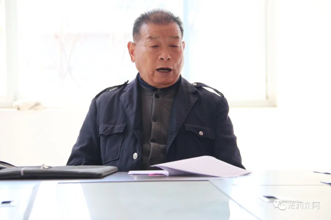 3月7日上午,东阿县铜城街道卢庄村党支部充满了欢声笑语,法律明白人付