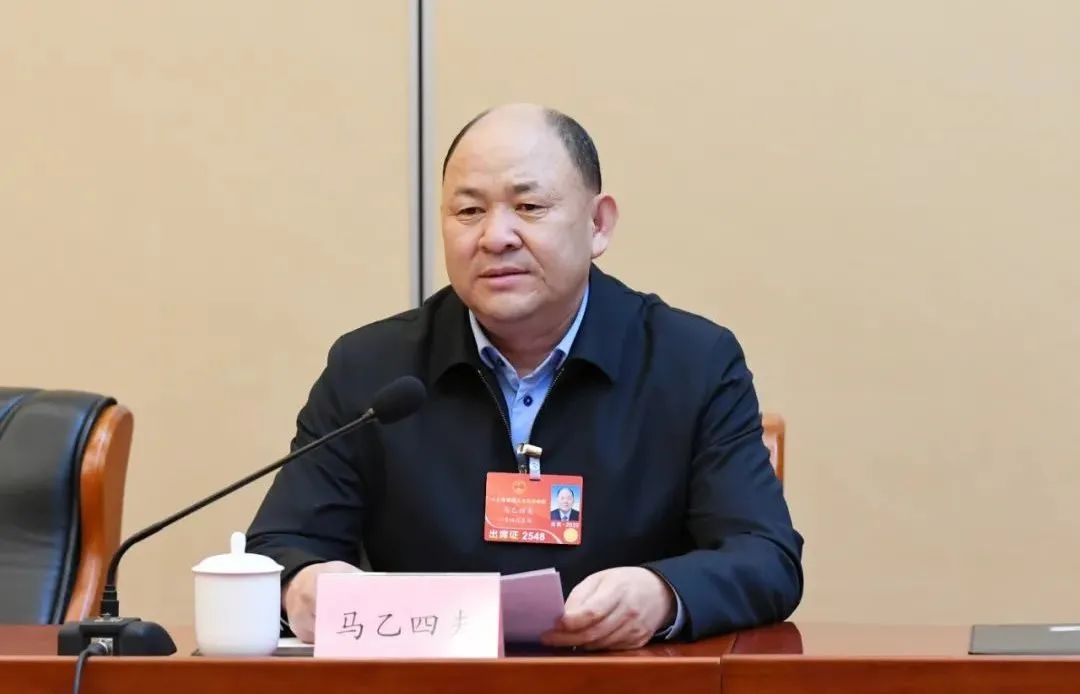全国人大代表马乙四夫