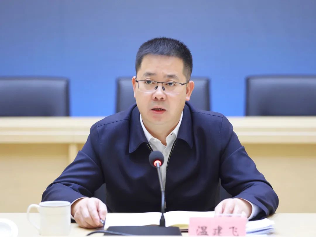 区领导范海鸣,杨国志,沈振宇,翟海峰,单永杰,吴冠宇,沈鑫钰,王培华