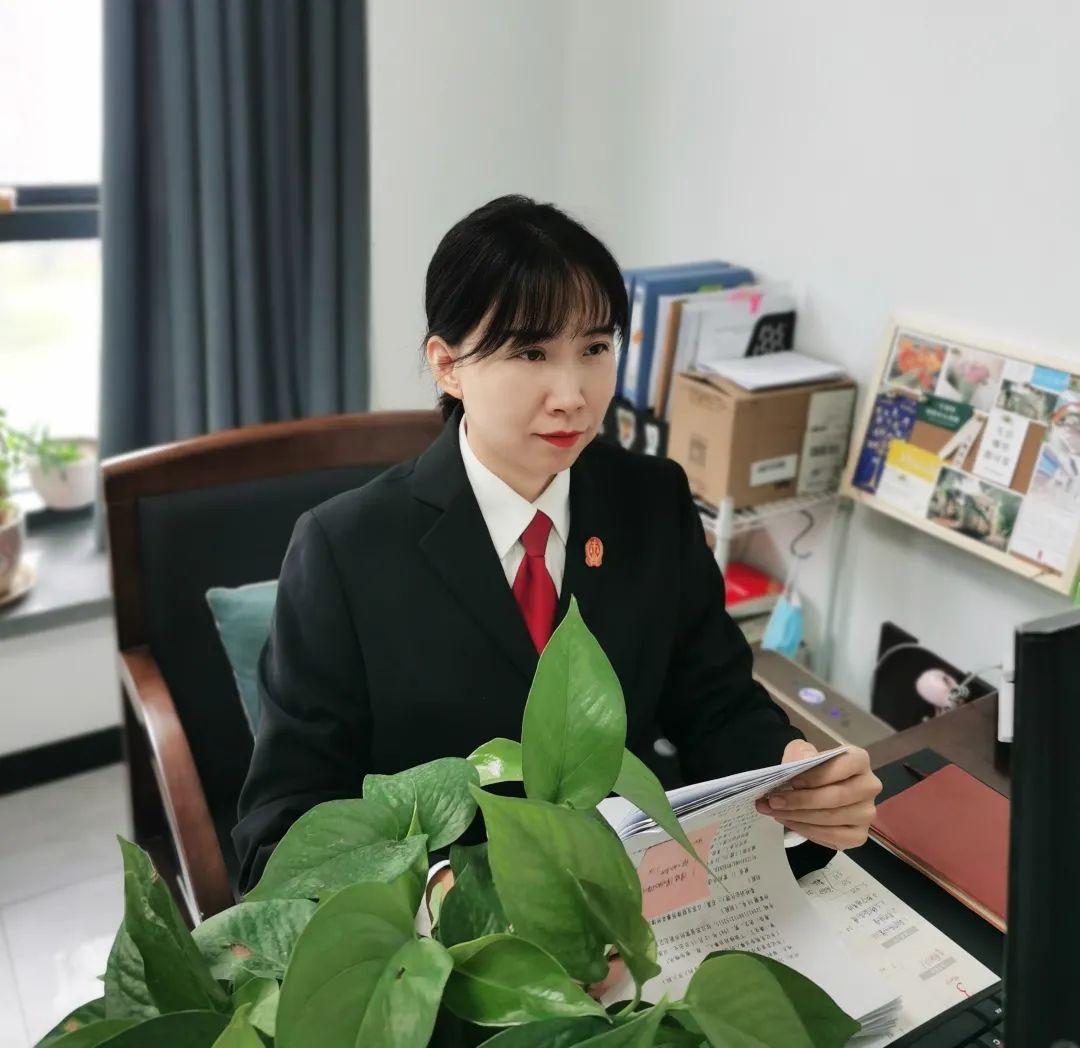 三八巾帼风采录八全能型多面手这个可咸可甜女法官是谁