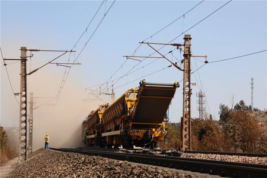 沪昆铁路云南段集中修全力推进计划5月下旬完成