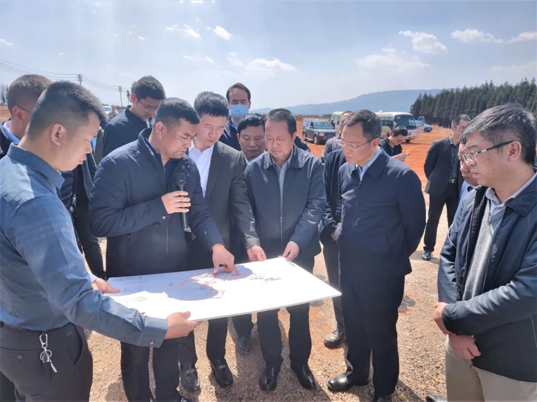 厅长马永福率队前往曲靖经开区西城工业园区,麒麟区越州工业园区现场