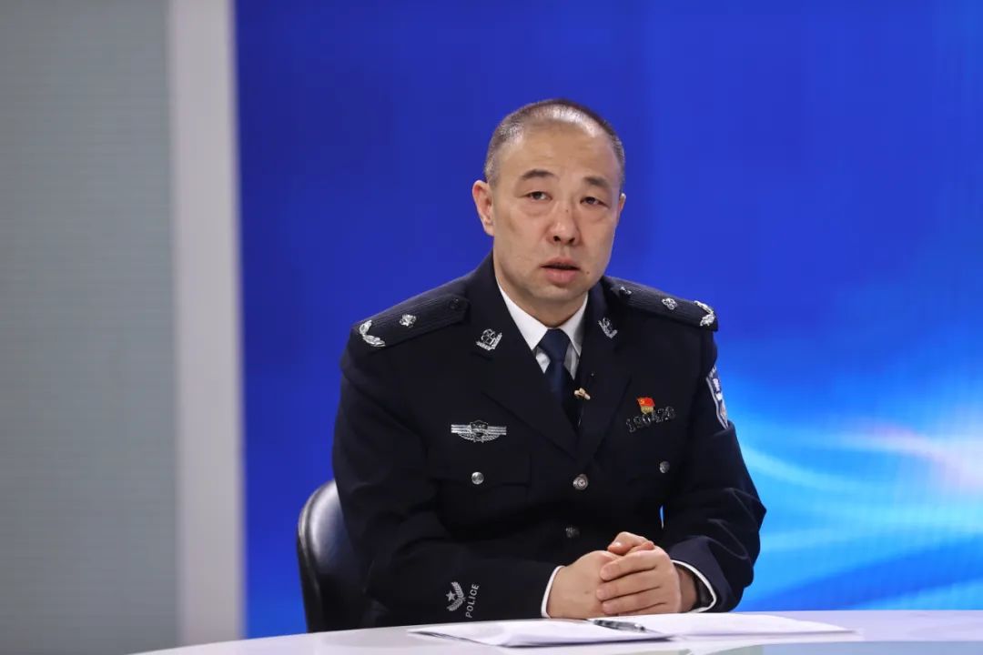 局科设支队政委谢刚天津社会科学院社会治理研究中心主任张宝义监制