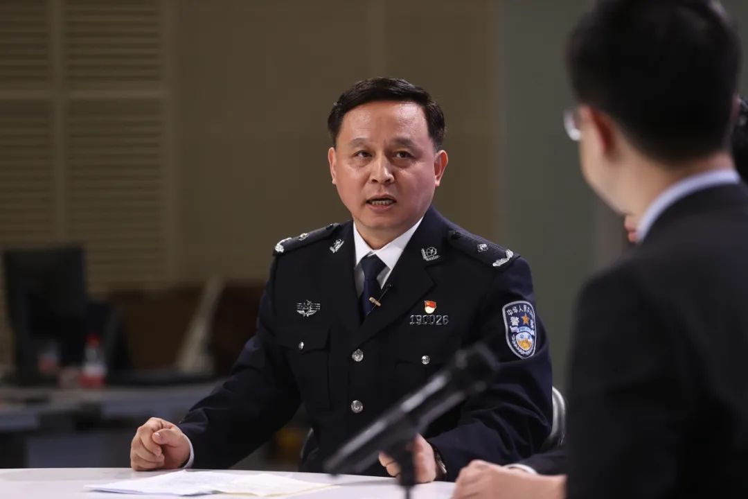 天津市公安交通管理局秩序支队支队长冯国胜天津市公安交通管理局科设