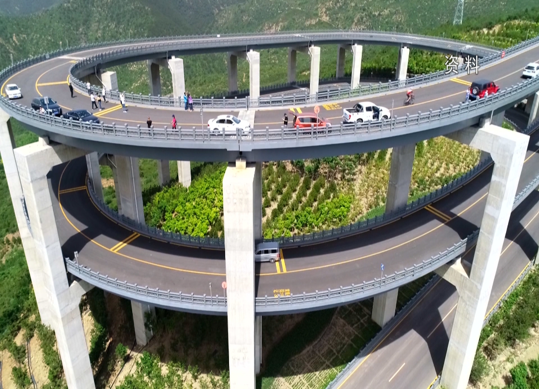 山西太原打卡云端路锦绣太原城风景独好