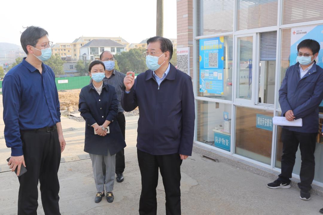 袁方实地督查雨山区疫情防控工作