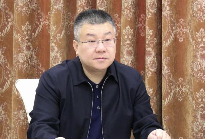 县委书记陈伟与各位企业家深入交流餐叙会上,保定中泰新能源,蠡县英利