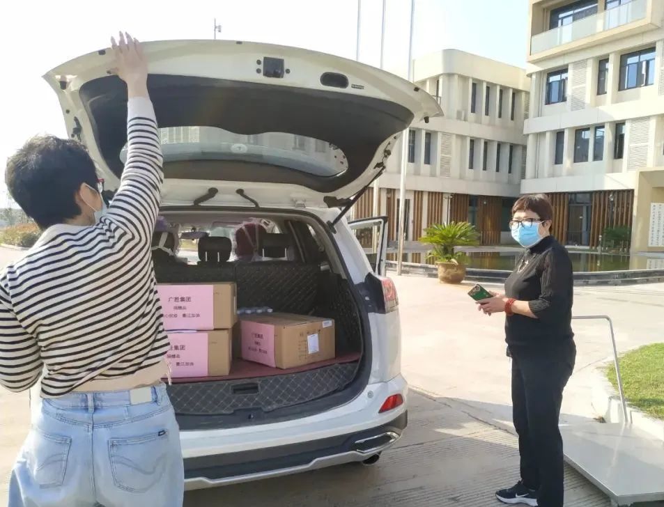 三叶青作为"新浙八味道地药材",在抗病毒和增强免疫力方面有着显著的