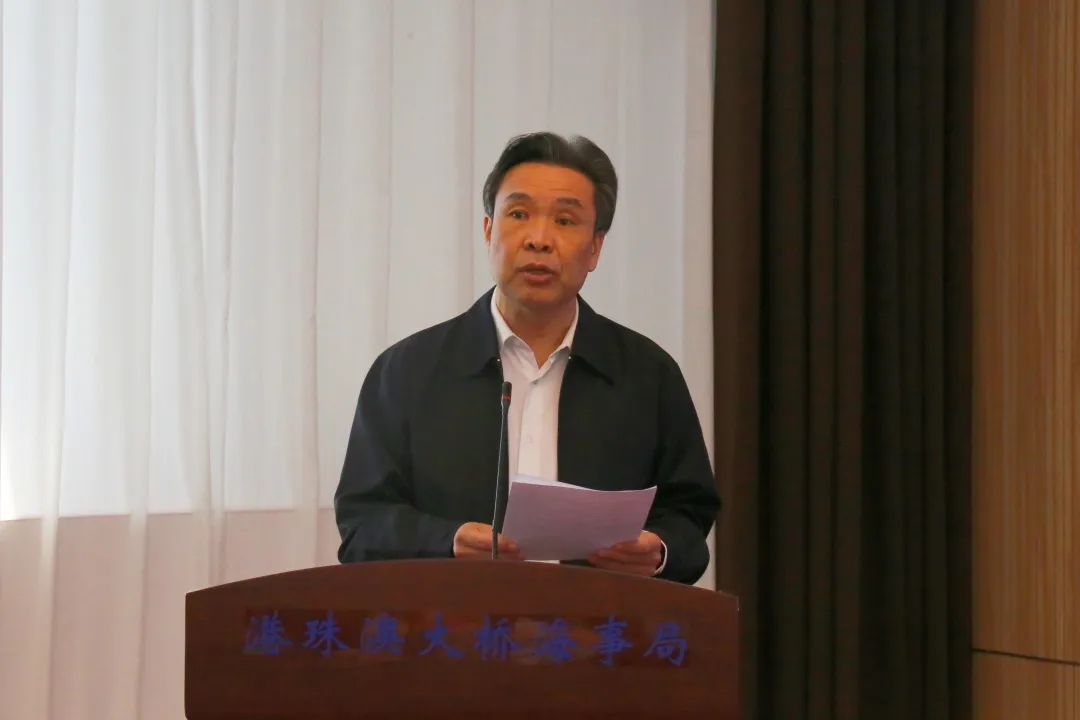 协同合作港珠澳大桥海事局举行海事巡逻船艇优化管理共建协议签订仪式