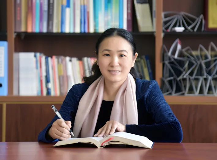 培养下得去用得上留得住的法治人才访湖北经济学院法学院院长邱秋