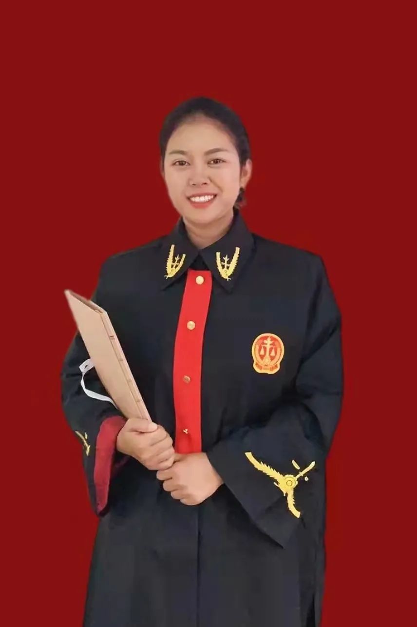 致敬她力量艾共90后女法官的逐梦人生