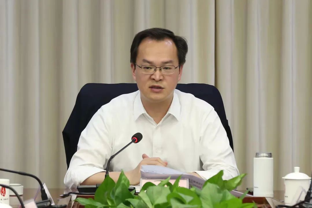 刘中华坚定信心发挥优势推动全域旅游高质量发展