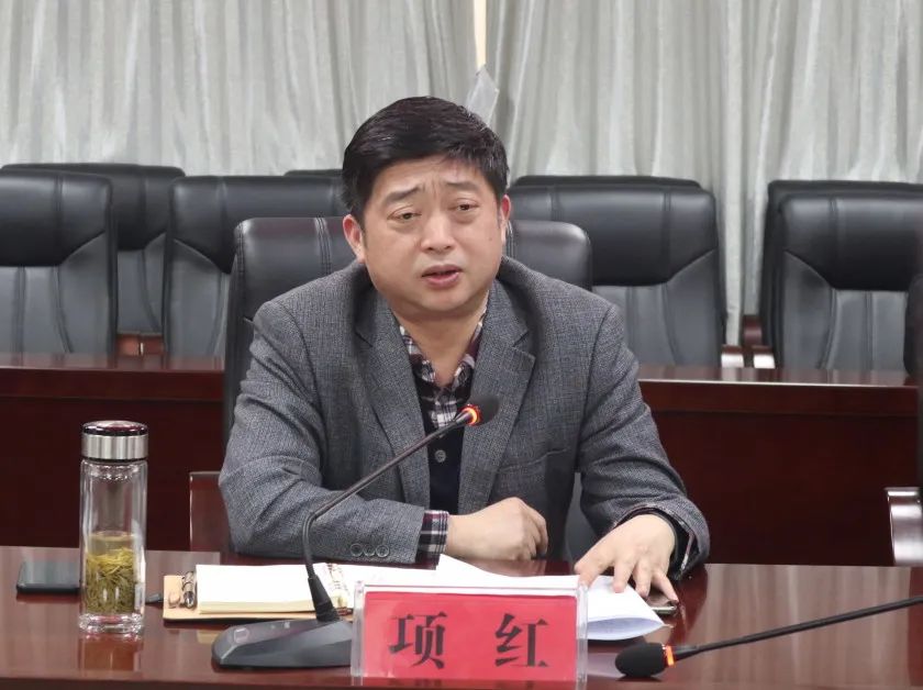 项红对近年来监利法院执行工作取得的成绩给予充分肯定.