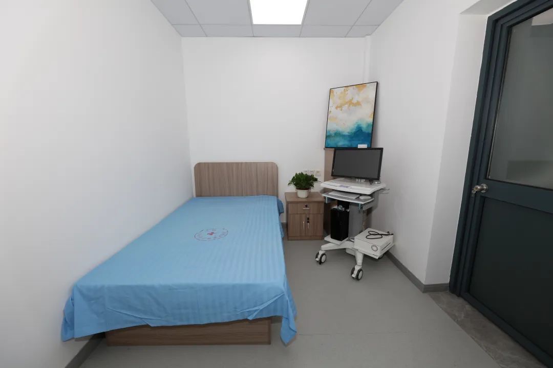 睡眠监测室3月21日,第22个世界睡眠日,普陀区精神卫生中心新设的睡眠