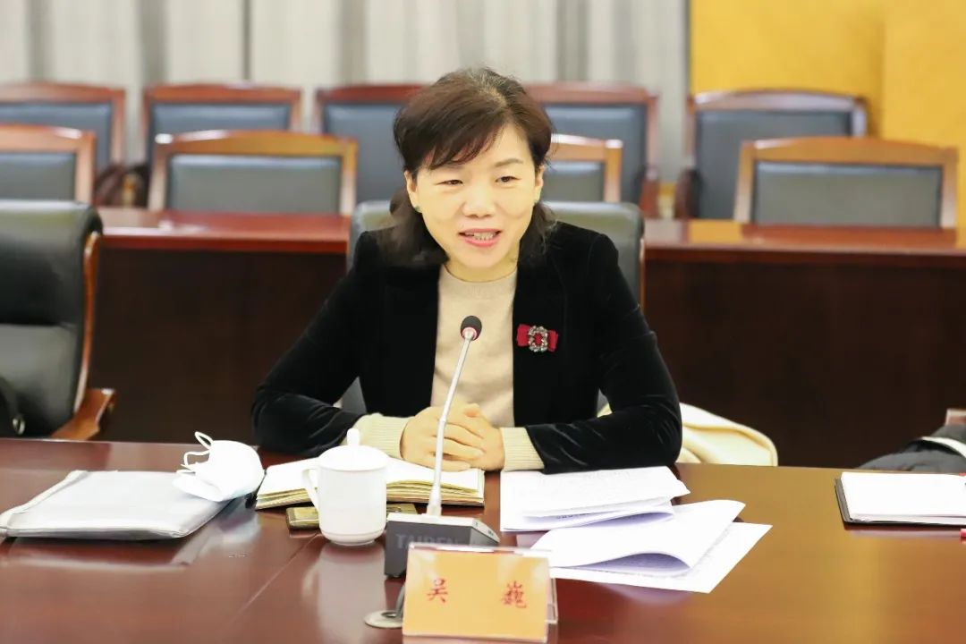 吴巍,九三学社市委会主委高东,市工商联党组书记王枫,市新联会会长