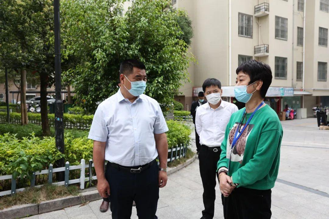 诏安县委书记深入一线督导检查疫情防控工作