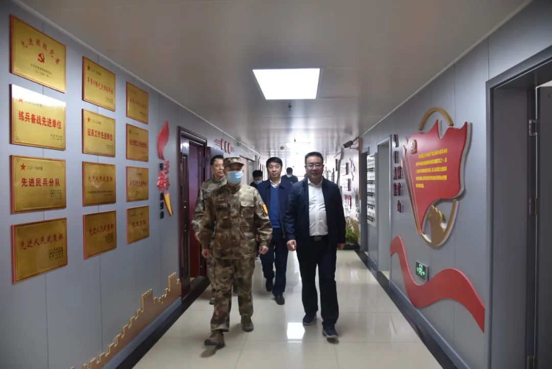 今日瀍河河南省洛阳军分区领导到瀍河区人武部检查调研
