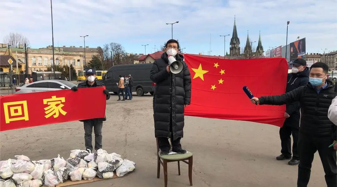 中国乌克兰撤侨图片