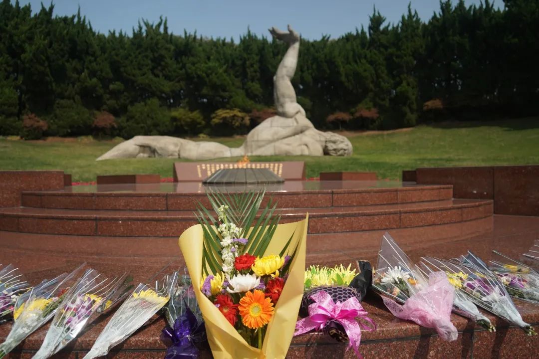 清明将至龙华烈士陵园线上祭扫代祭扫足不出户云观展已配齐